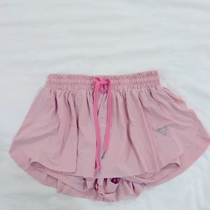 Keki Kona look alike shorts